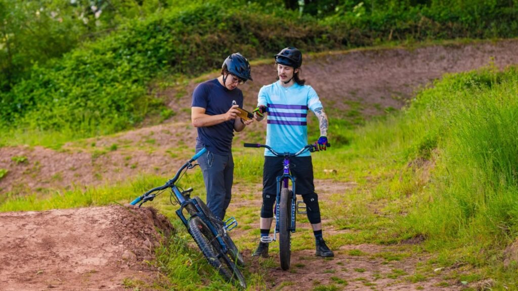 DW Coach training a man on the bike